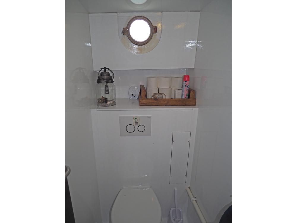 Fore ship, Accommodation